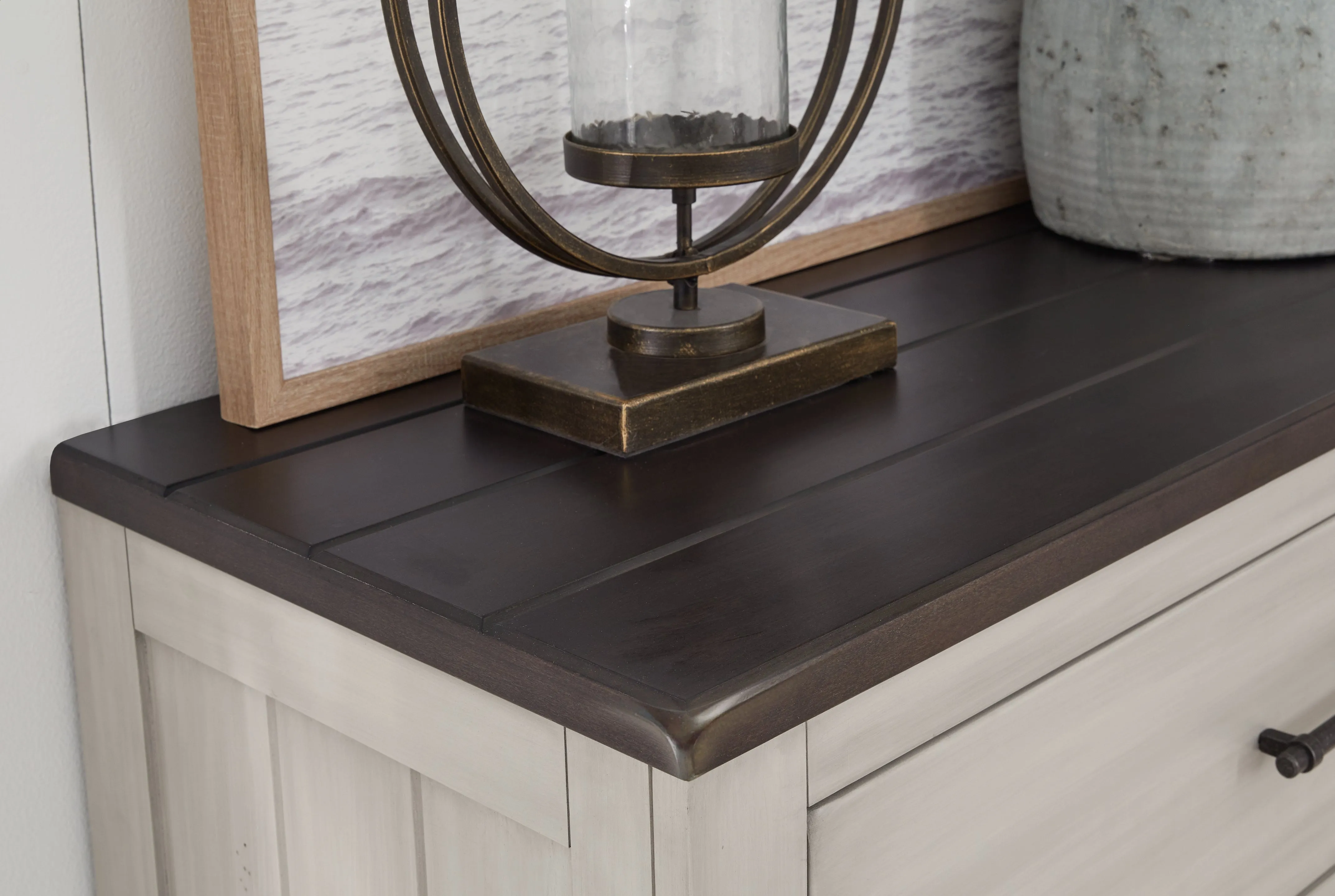 Darborn California King Panel Bed with Mirrored Dresser, Chest and 2 Nightstands in Gray/Brown