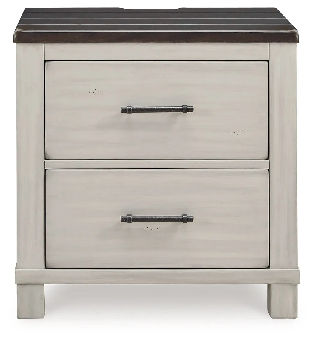 Darborn California King Panel Bed with Mirrored Dresser, Chest and 2 Nightstands in Gray/Brown