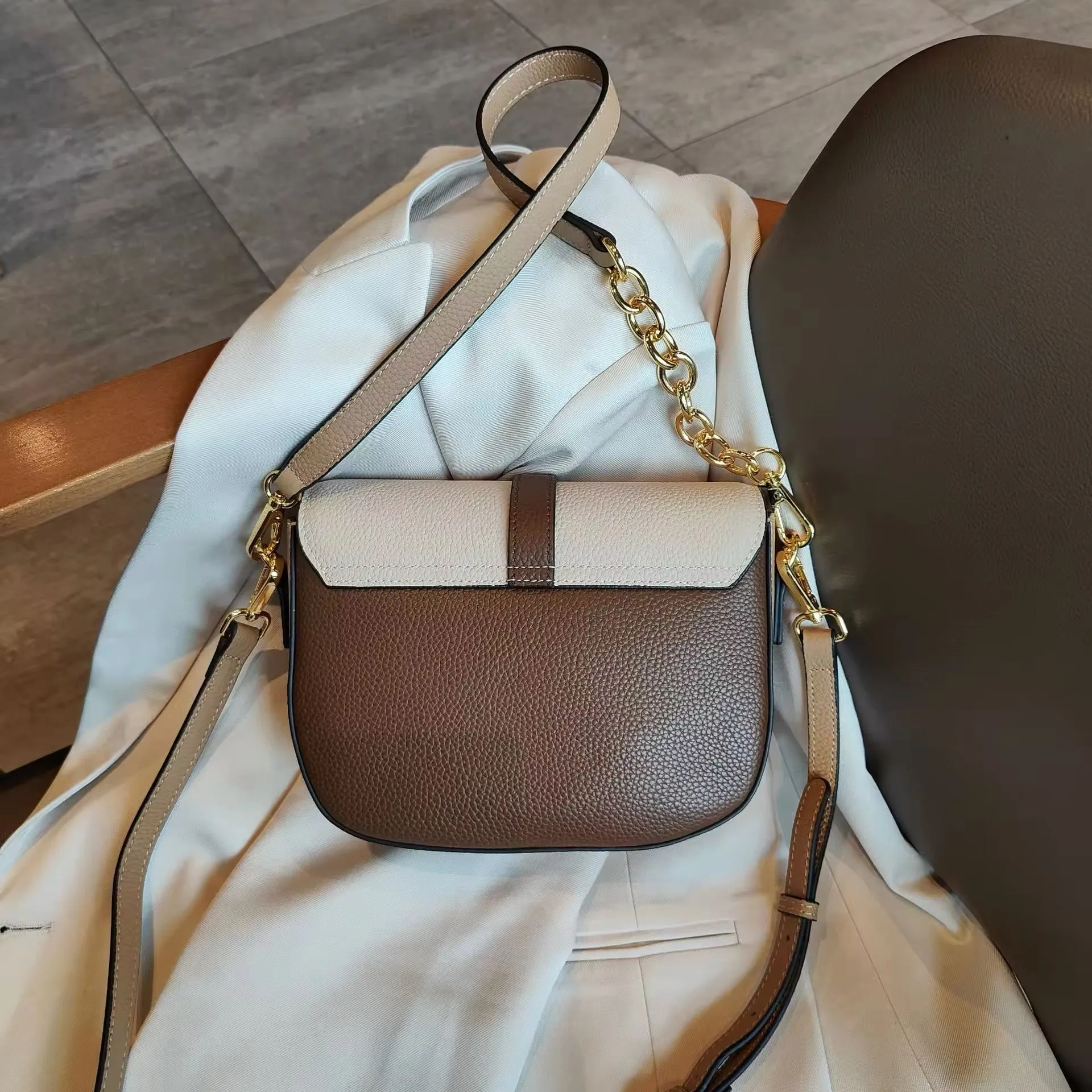 Elegant Women's Genuine Leather Handbag