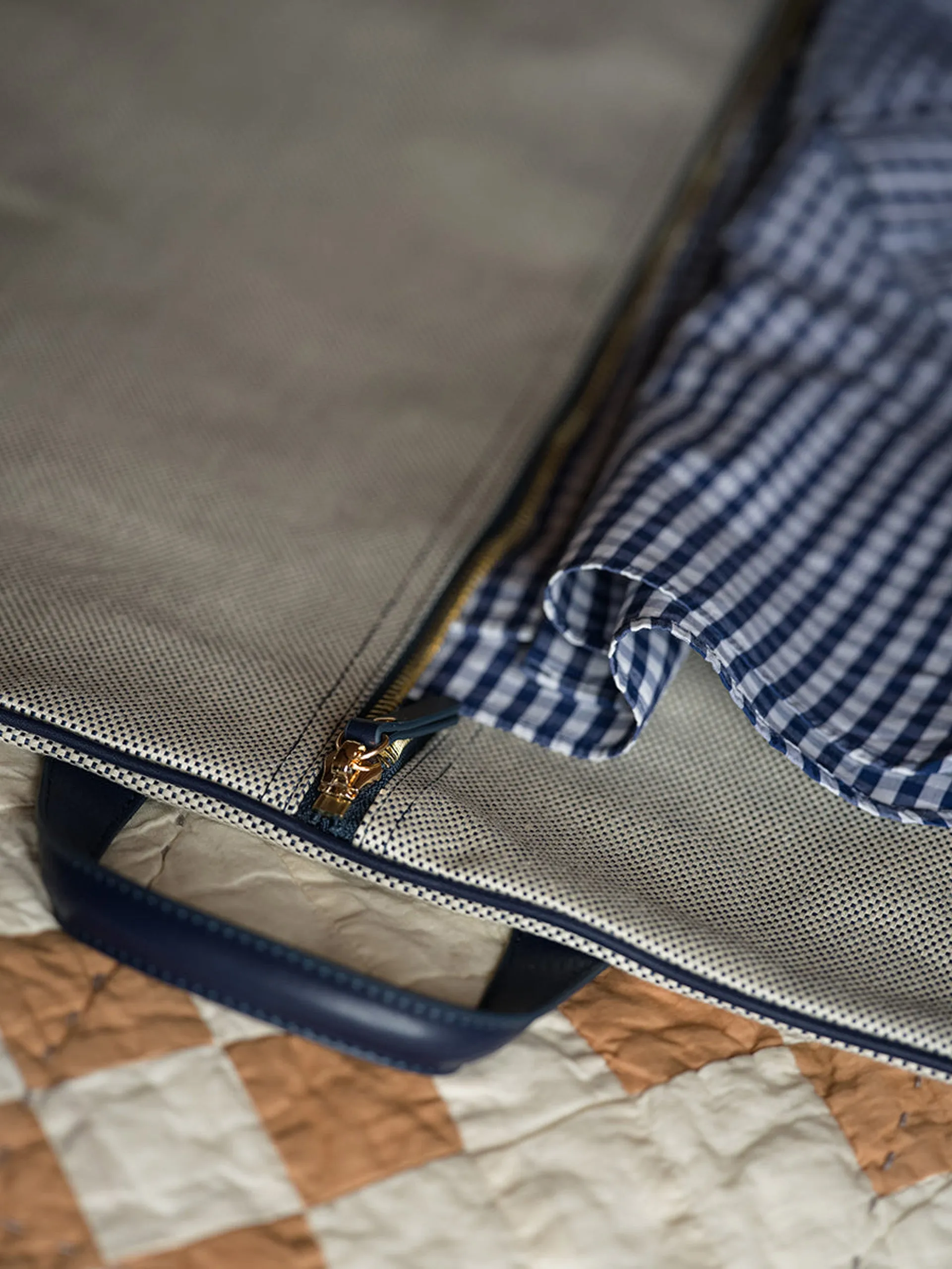 Garment bag