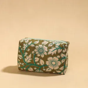 Green - Kalamkari Printed Cotton Toiletry Pouch 09
