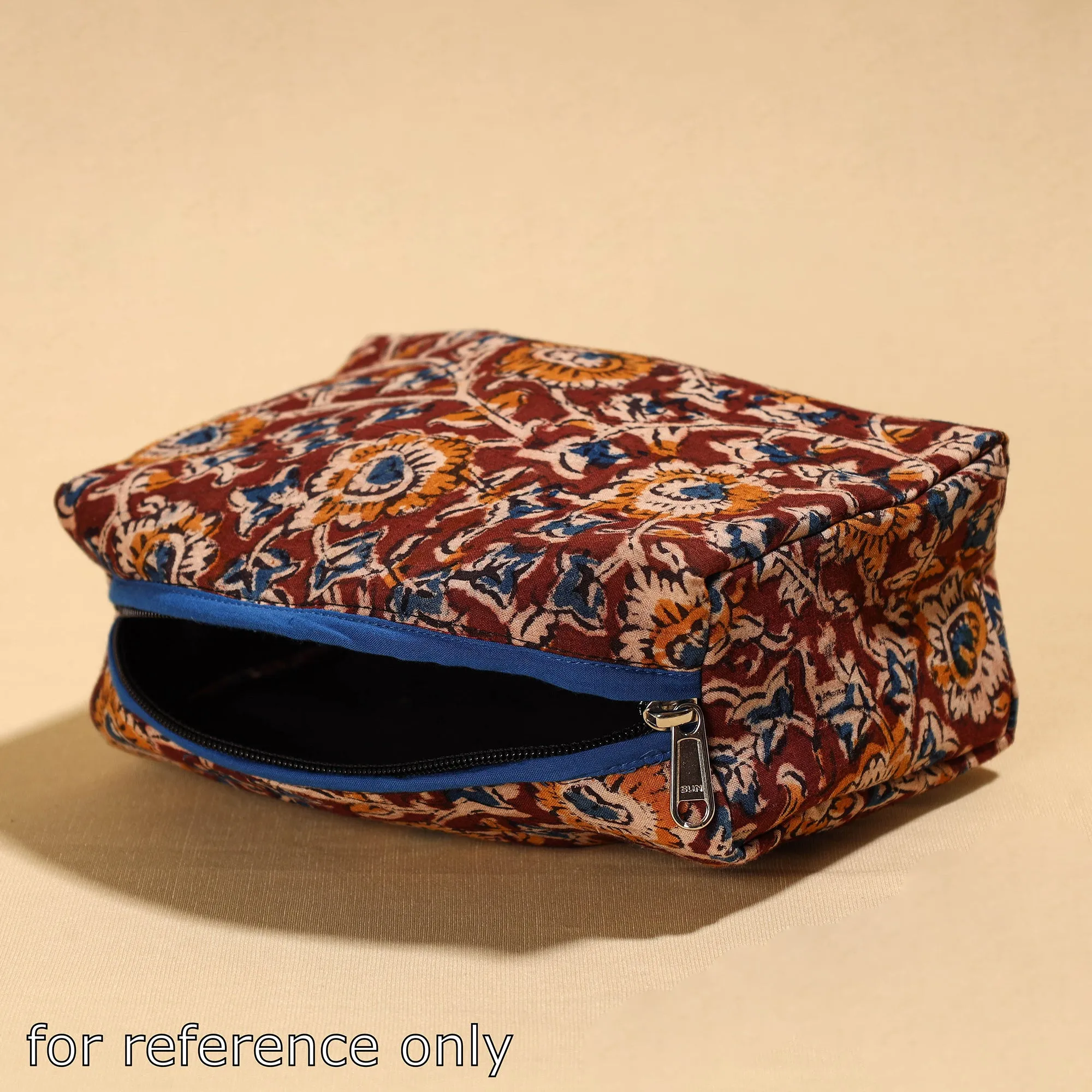Green - Kalamkari Printed Cotton Toiletry Pouch 09