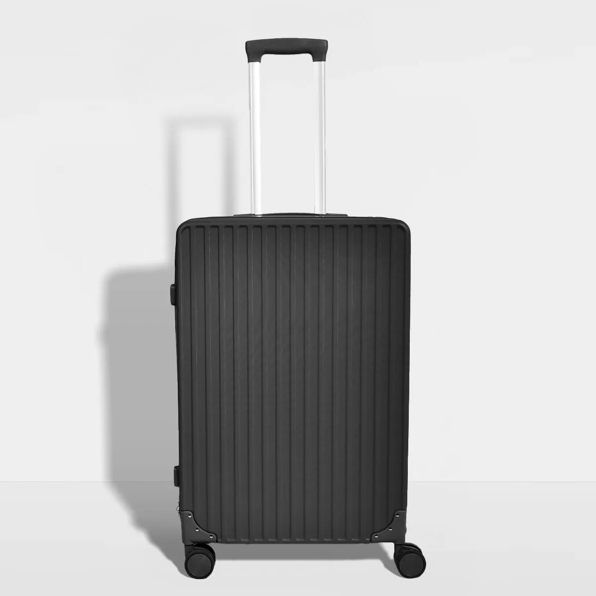 IFLY Radiant Two Piece 20/24 Inch Luggage Set