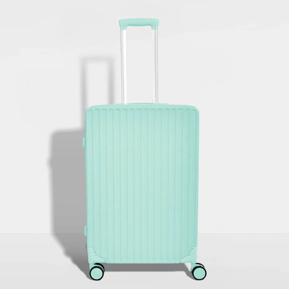 IFLY Radiant Two Piece 20/24 Inch Luggage Set