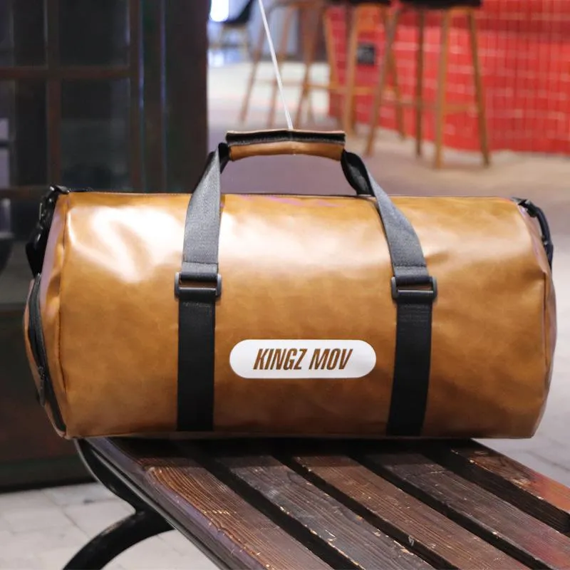 Large capacity leather travel bag