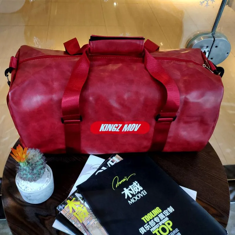 Large capacity leather travel bag