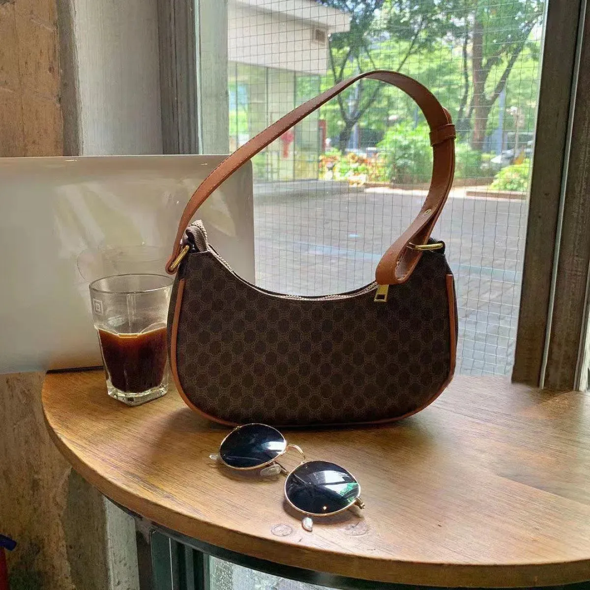 Retro Pattern Baguette Bag - Shop the Stylish Look Now!