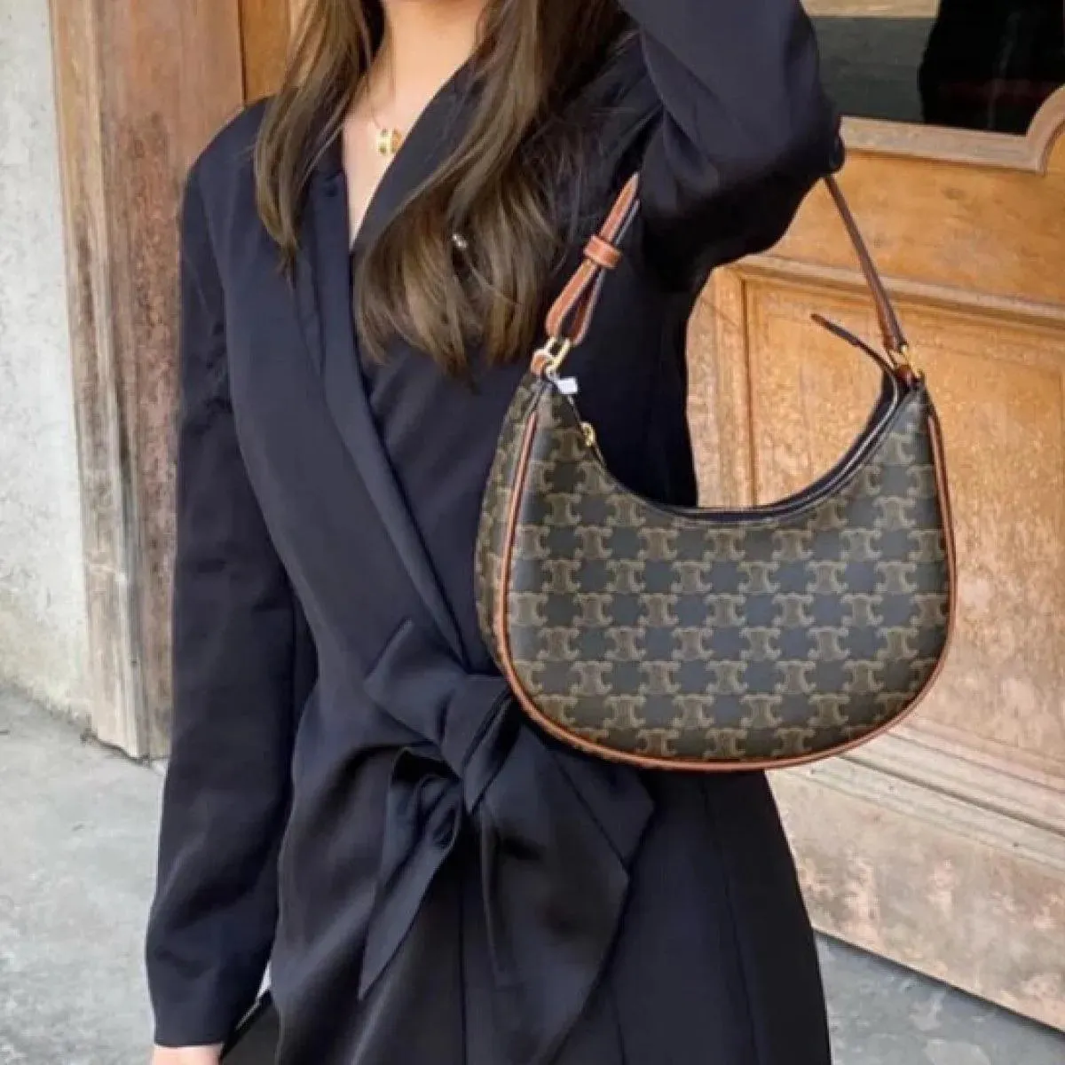 Retro Pattern Baguette Bag - Shop the Stylish Look Now!