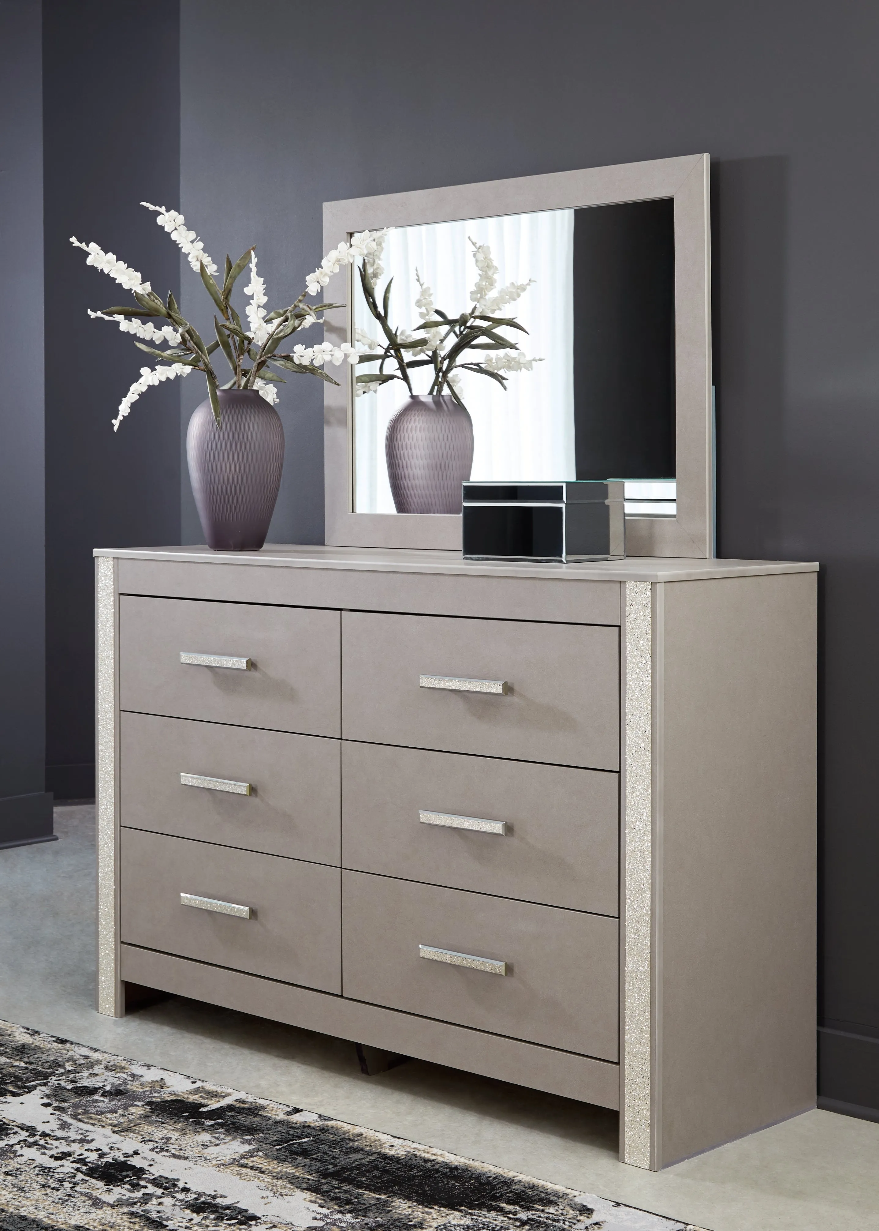 Surancha King Poster Bed with Mirrored Dresser, Chest and 2 Nightstands in Gray