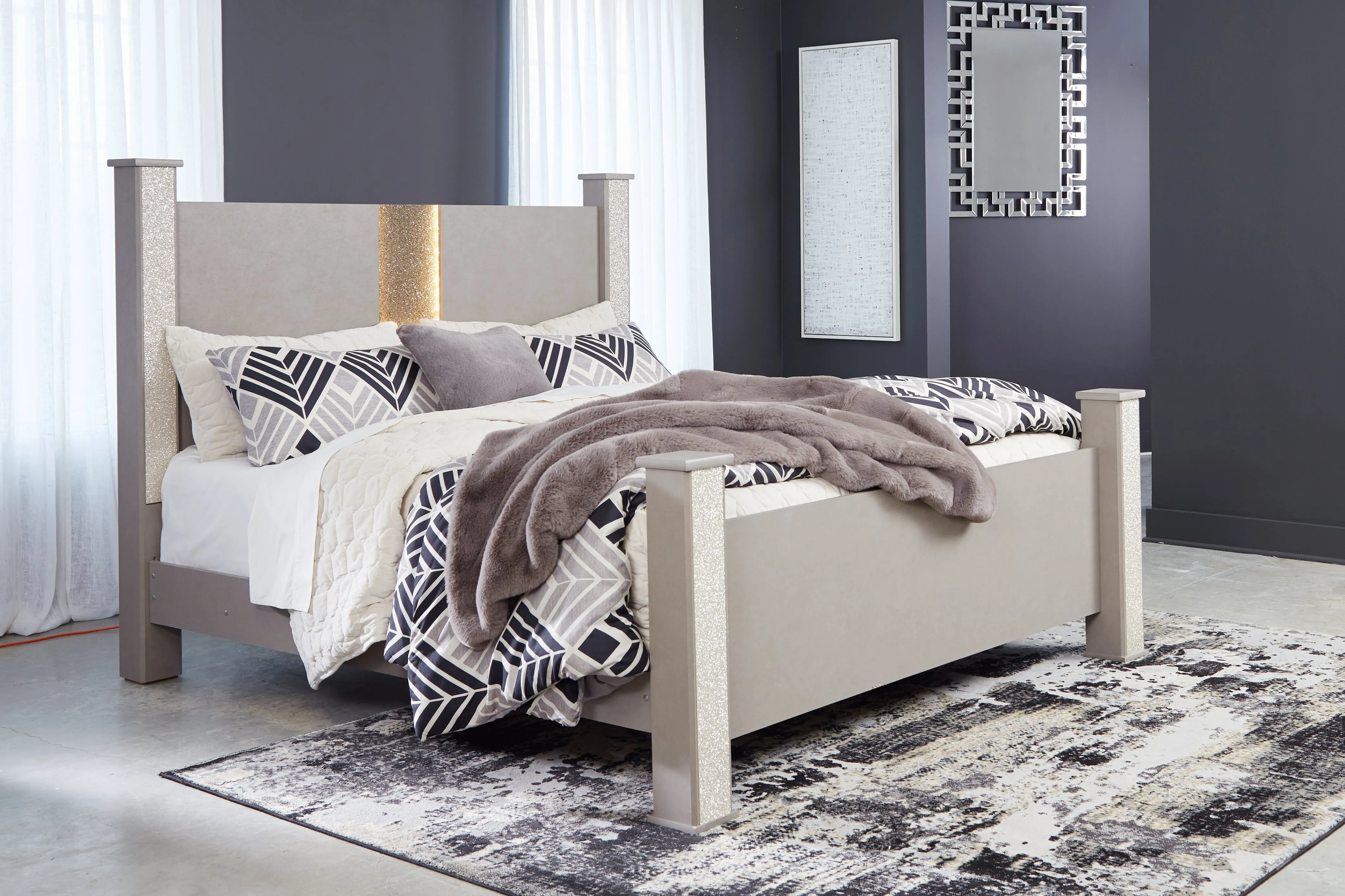 Surancha King Poster Bed with Mirrored Dresser, Chest and 2 Nightstands in Gray