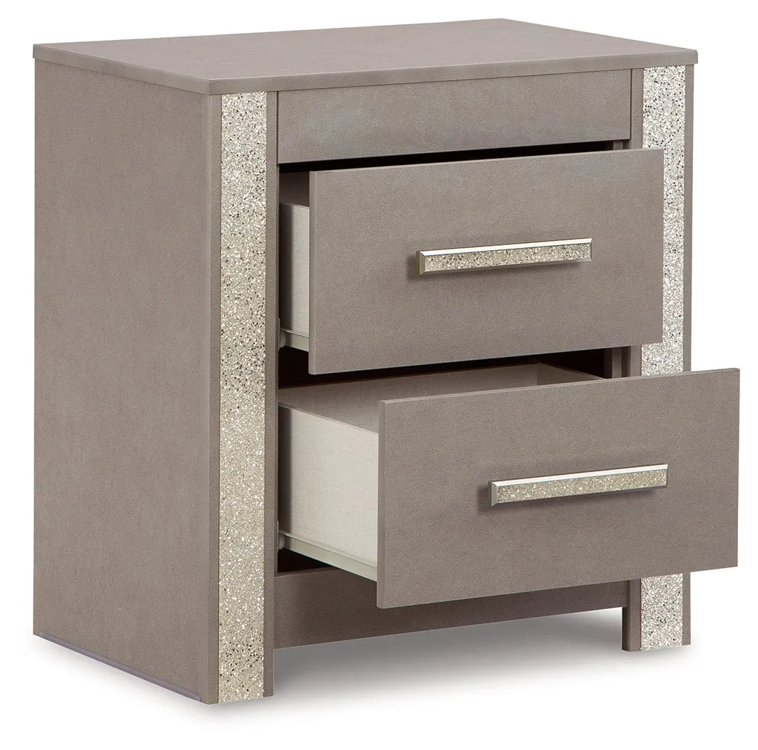 Surancha King Poster Bed with Mirrored Dresser, Chest and 2 Nightstands in Gray